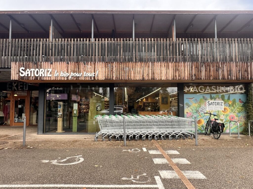 6032852355960736744 121